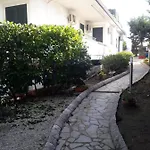 Pantarei Konukevi Pozzallo