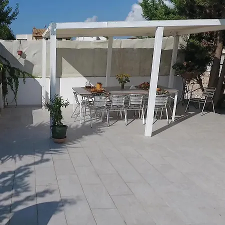 Pantarei Konukevi 4*